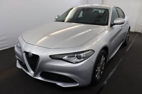 Alfa Romeo Giulia super 200 AT Petrol Automatic 2020 - 27,150 km