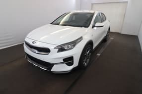 Kia Xceed t-gdi more dct 159 AT Petrol Automatic 2021 - 34,407 km