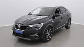 Renault Arkana intens 94 AT Full hybride benzine Automaat 2021 - 27.363 km